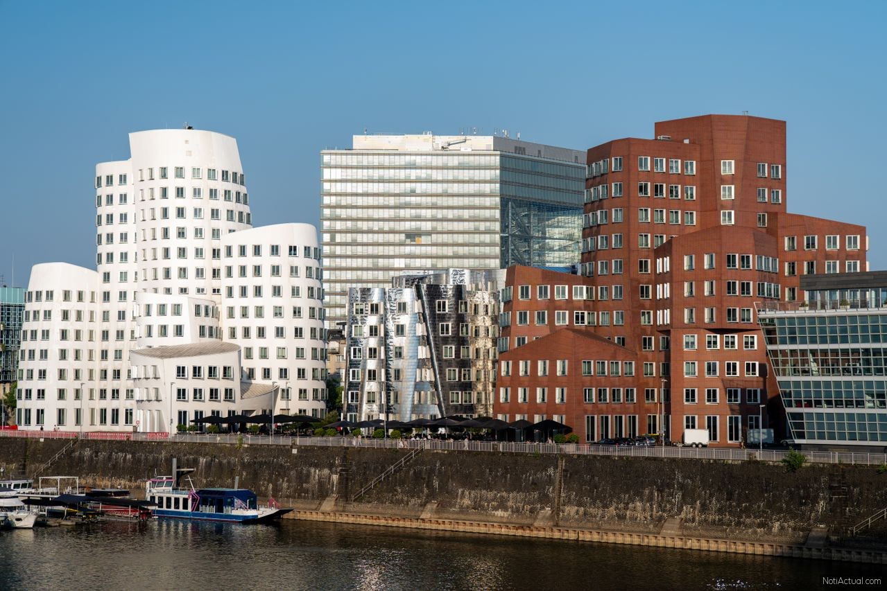Düsseldorf Where Art de Vivre Meets Business