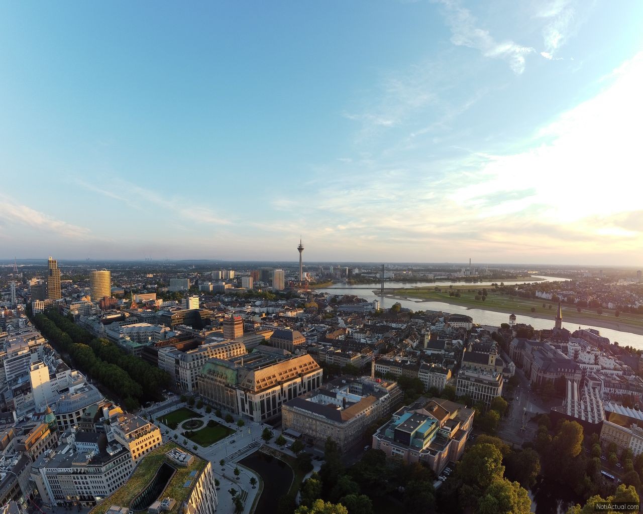 Düsseldorf Where Art de Vivre Meets Business