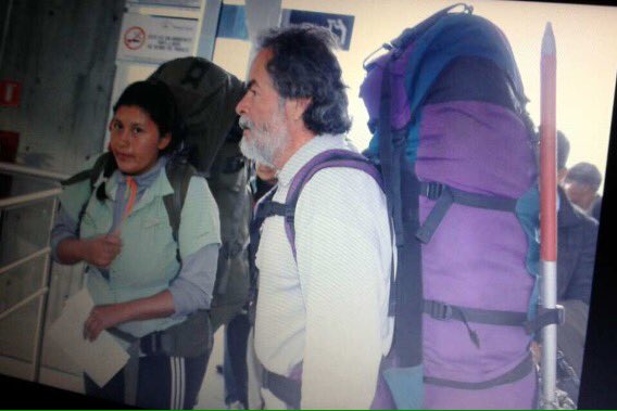 Estos son los dos montanistas que perecieron escalando la cara norte del pico Bolívar. Estación pico espejo momentos antes de partir.