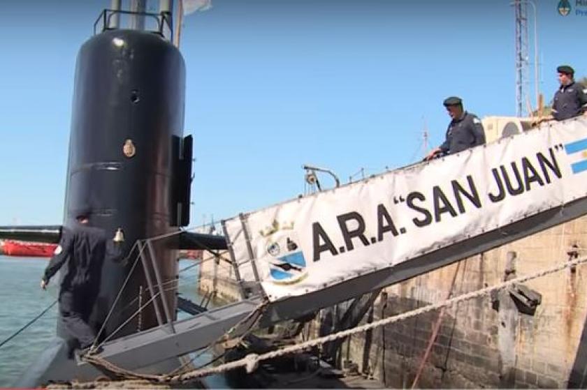 Argentina seguirá buscando el submarino desaparecido pese a descartar el rescate de los tripulantes