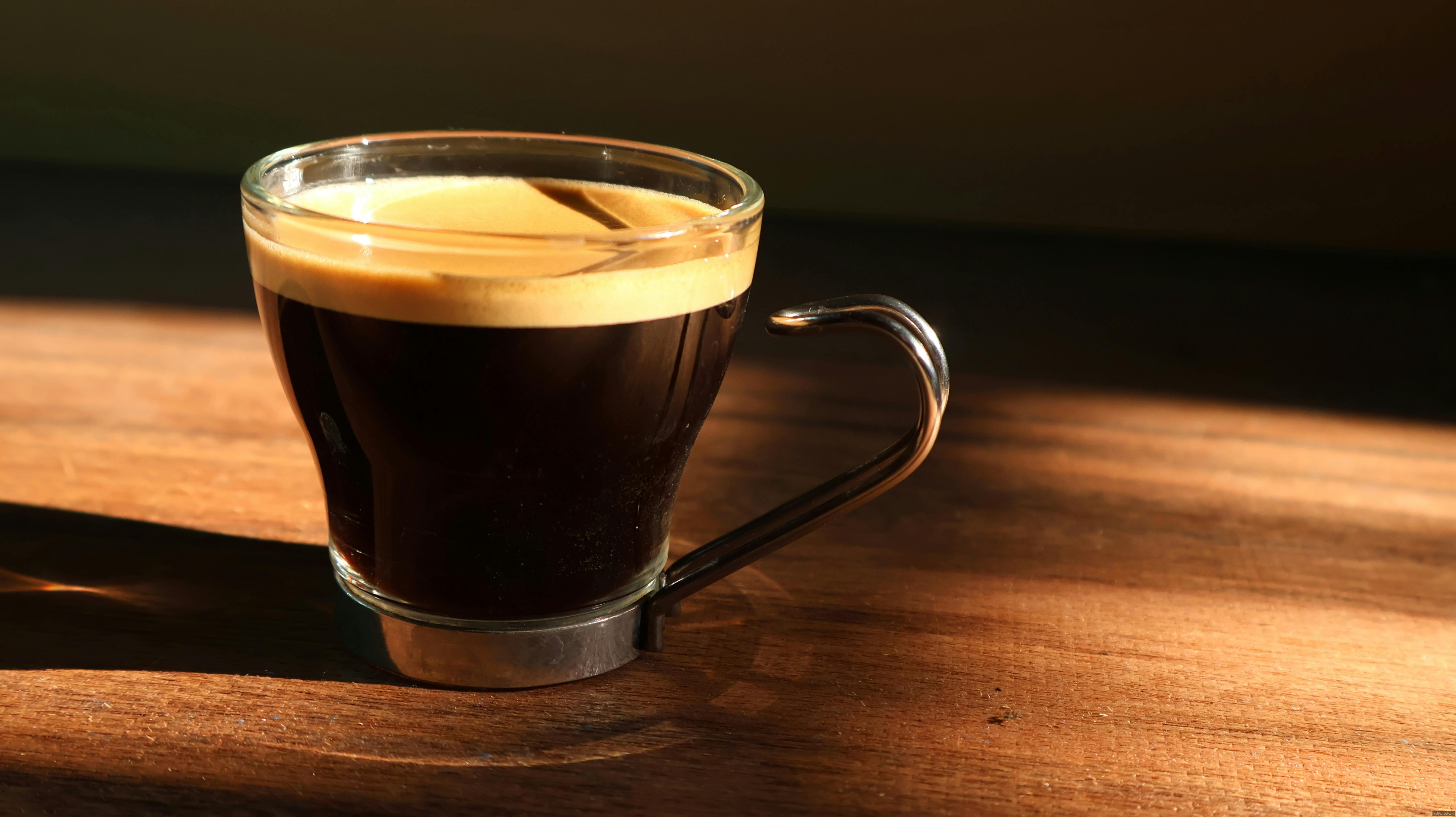 Niño disquinesia se cura tomando 2 tazas de café expreso al día