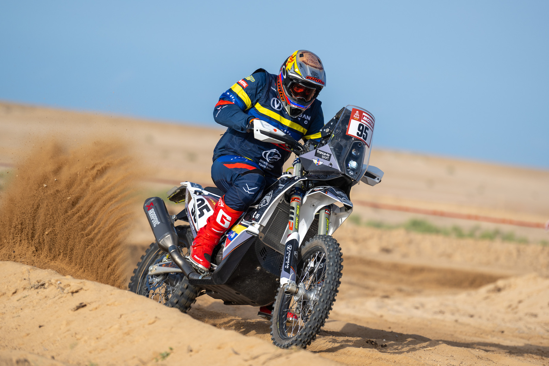NICOLÁS CARDONA SE UBICA EN EL PUESTO 22 EN RALLY 2 (Foto Duda Barrios)