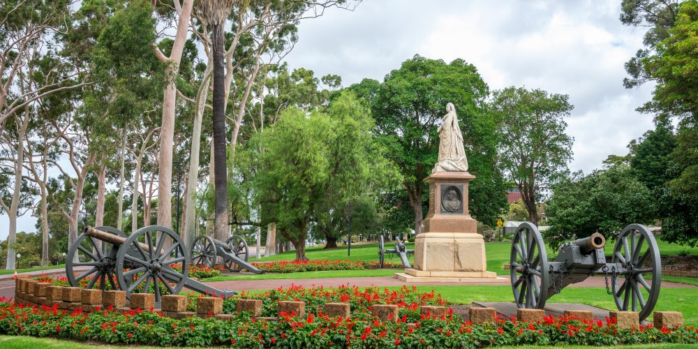 A statue of Queen Victoria in Kings Park and Botanical Gardens i