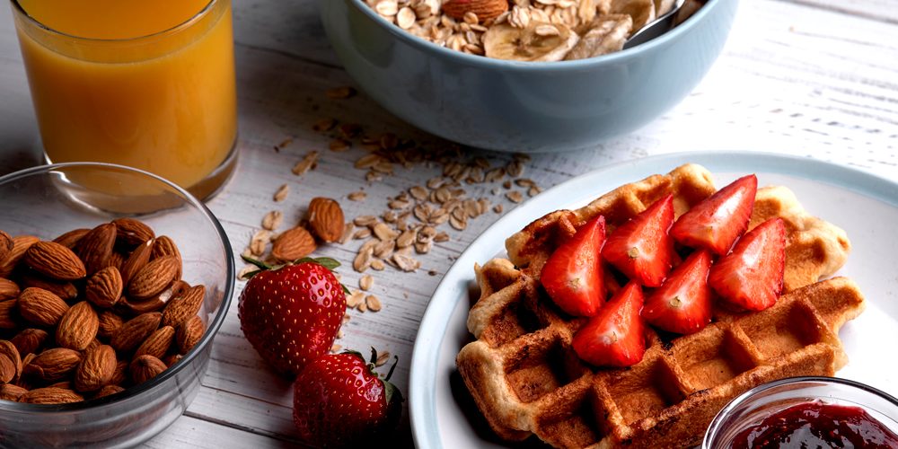 Gofre de Avena con Frutas Frescas