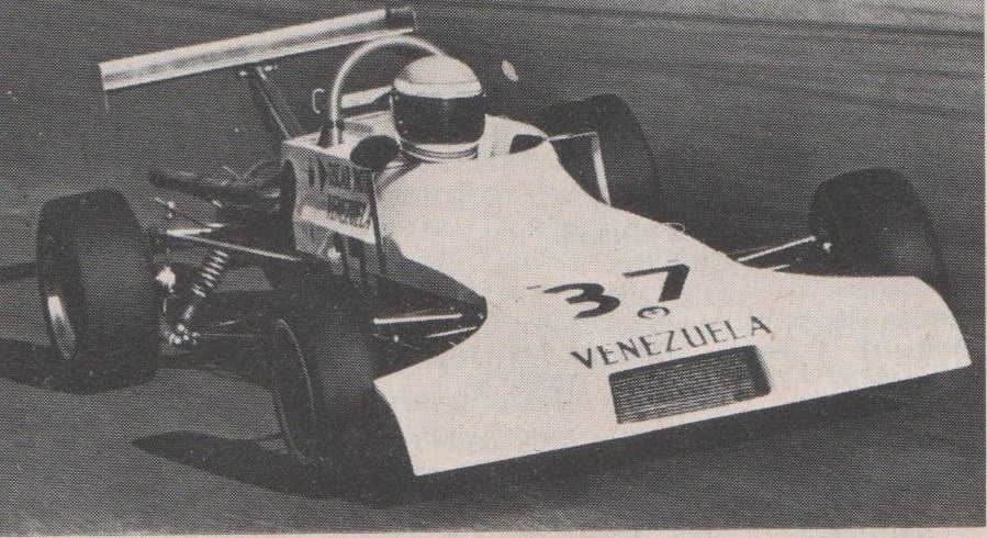 OSCAR NOTZ EN LA FF2000 BRITÁNICA CON EL NOMBRE DE VENEZUELA (Foto Autosprint)