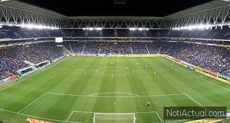 El RCDE Stadium, conocido popularmente como Estadio Cornellà-El Prat o Corneprat,[1]​ es un estadio de fútbol propiedad del Real Club Deportivo Espanyol