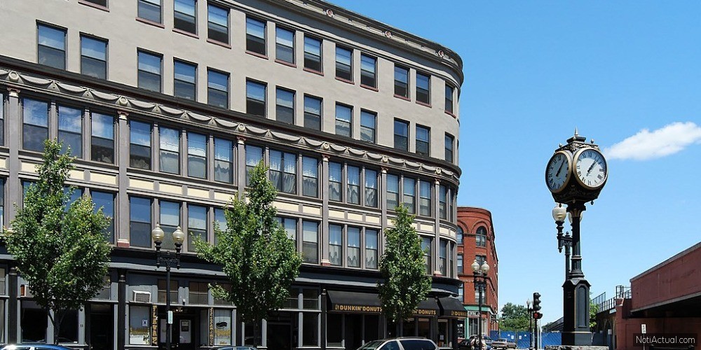 Lynn Central Square