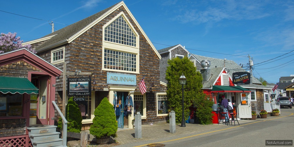 Historic buildings and shops in Perkins Cove in Ogunquit, Maine ME, USA.