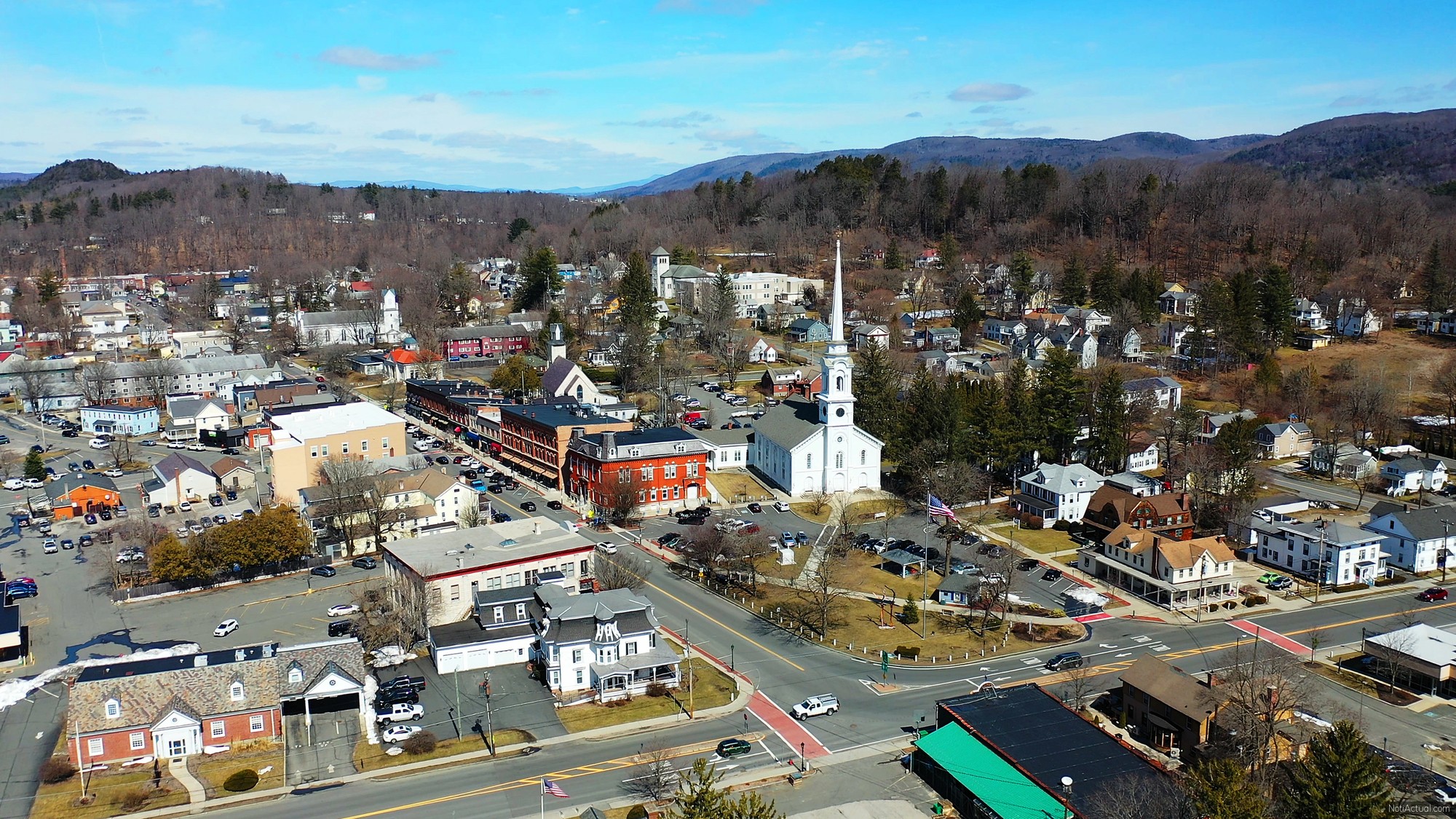 Que hacer y Visitar en Lee la Joya Escondida de Massachusetts