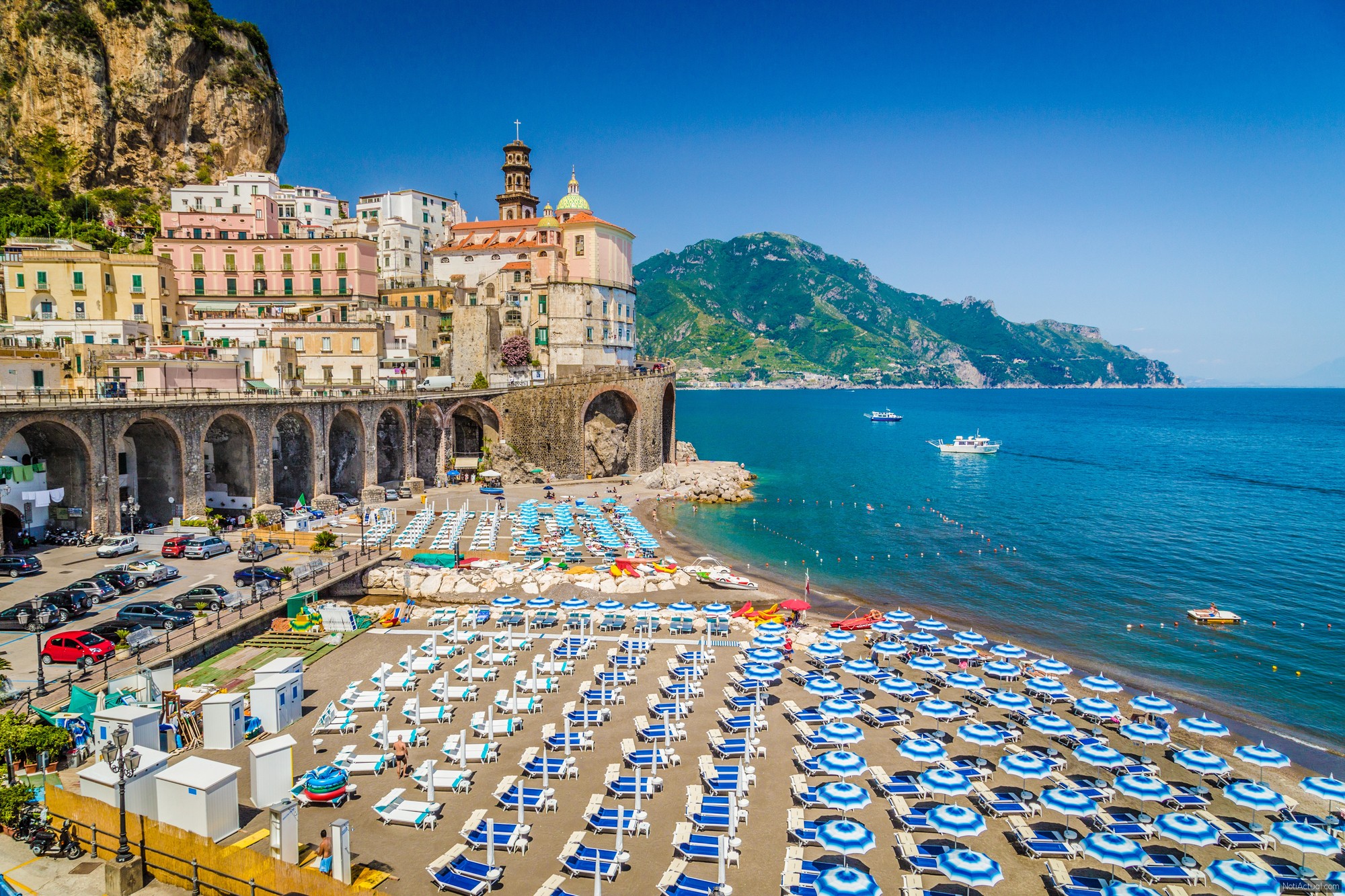 Atrani El Corazón Escondido de la Costa Amalfitana Playa