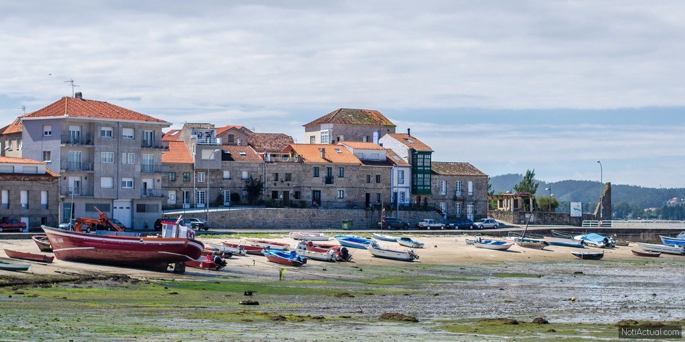 Descubre por qué Cambados, Capital del Albariño y Pueblo Mágico, es imprescindible para el turismo en Galicia en 2025. Vinos, pazos y senderismo único.