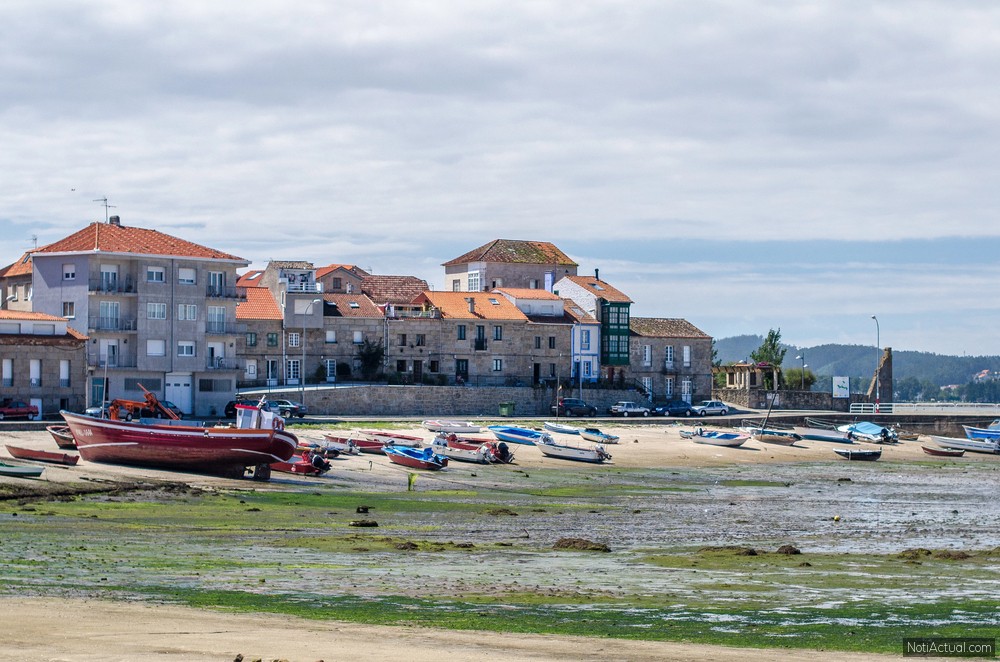 Descubre por qué Cambados, Capital del Albariño y Pueblo Mágico, es imprescindible para el turismo en Galicia en 2025. Vinos, pazos y senderismo único.