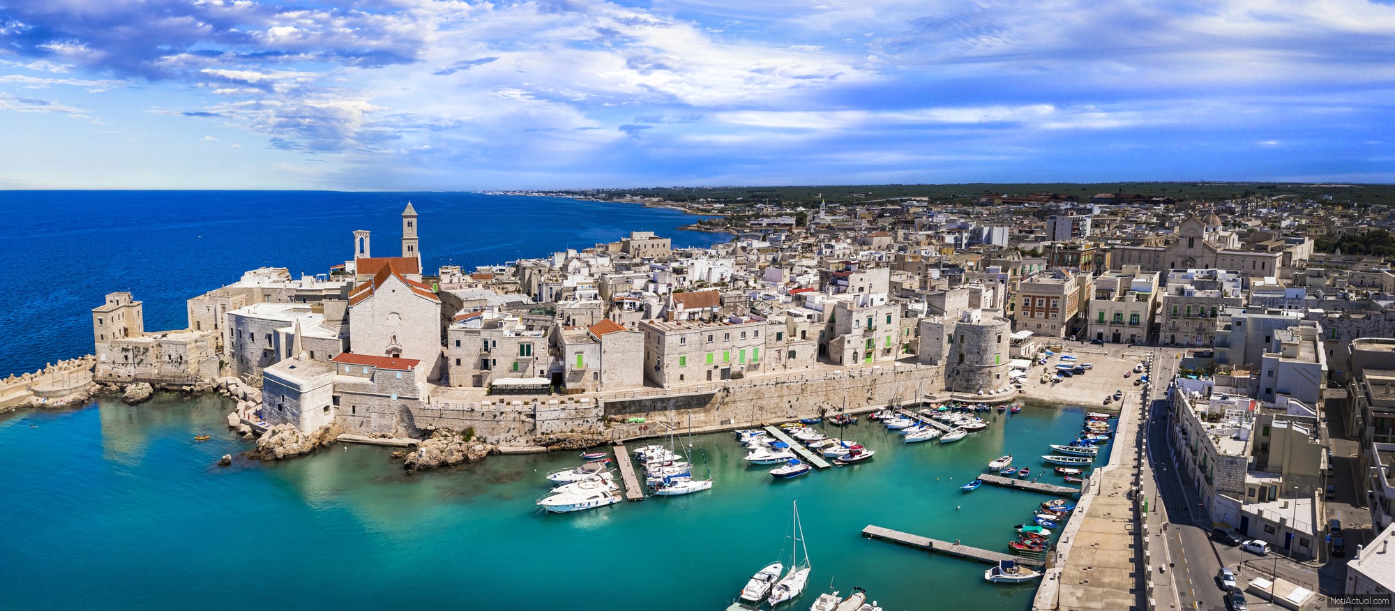 Guía Turística de Giovinazzo La Joya Medieval de la Costa de Apulia