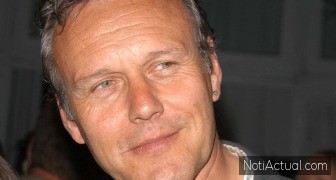 Anthony Head