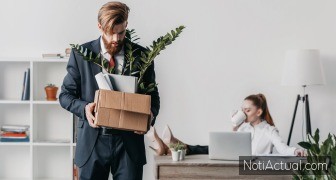 Canibalización de puestos intermedios por la IA
