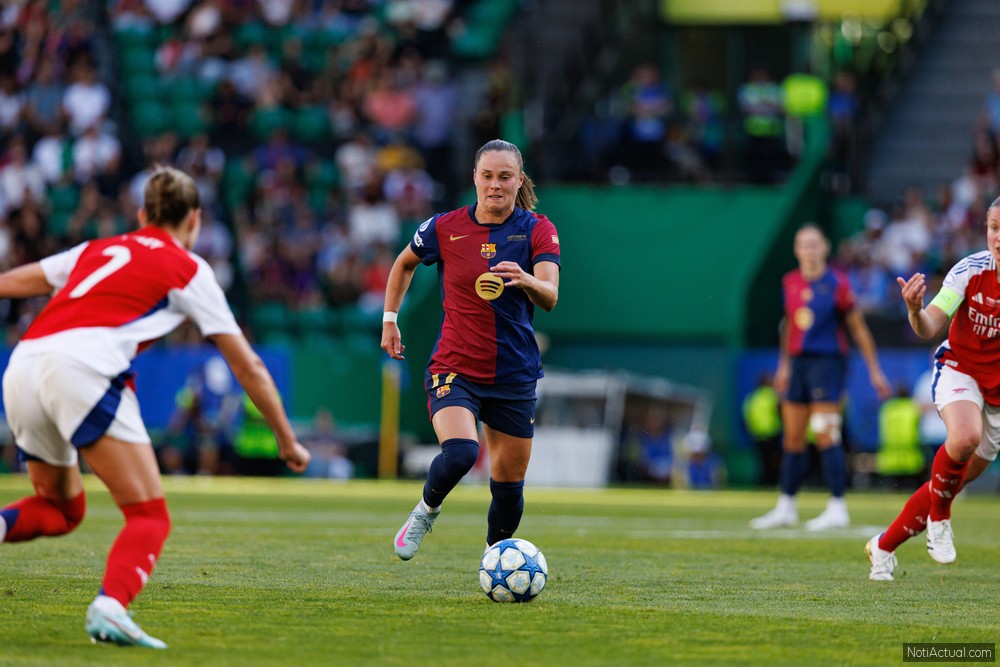 UEFA Womens Champions League 2025 final game between Arsenal FC and FC Barcelona
